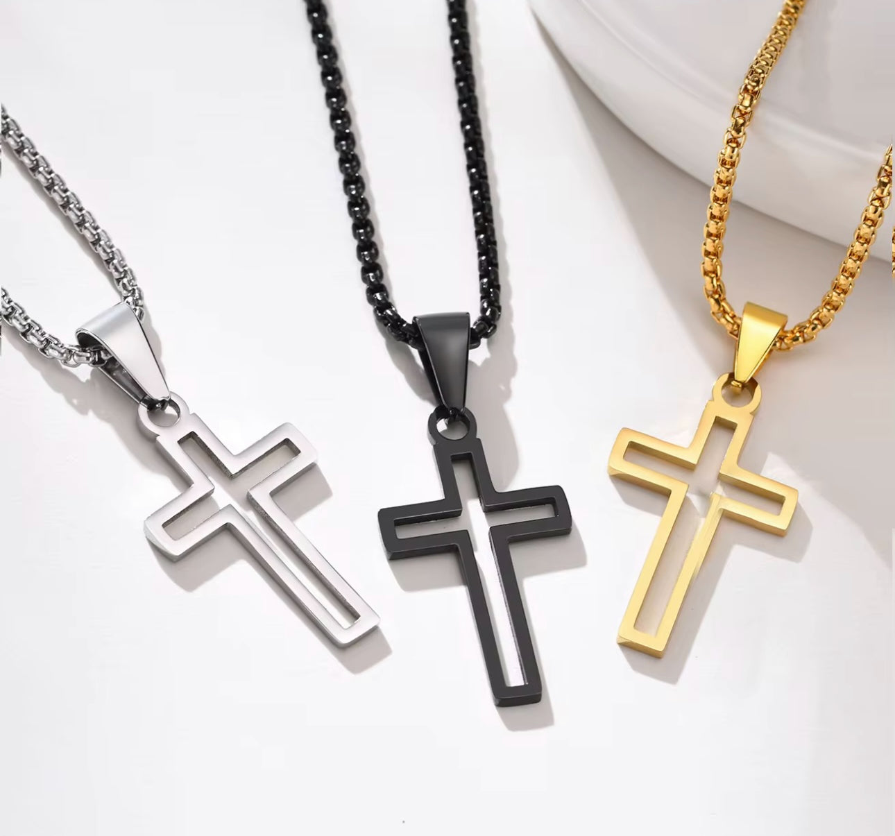 Edelstahl-Kette mit Kreuz-Anhänger