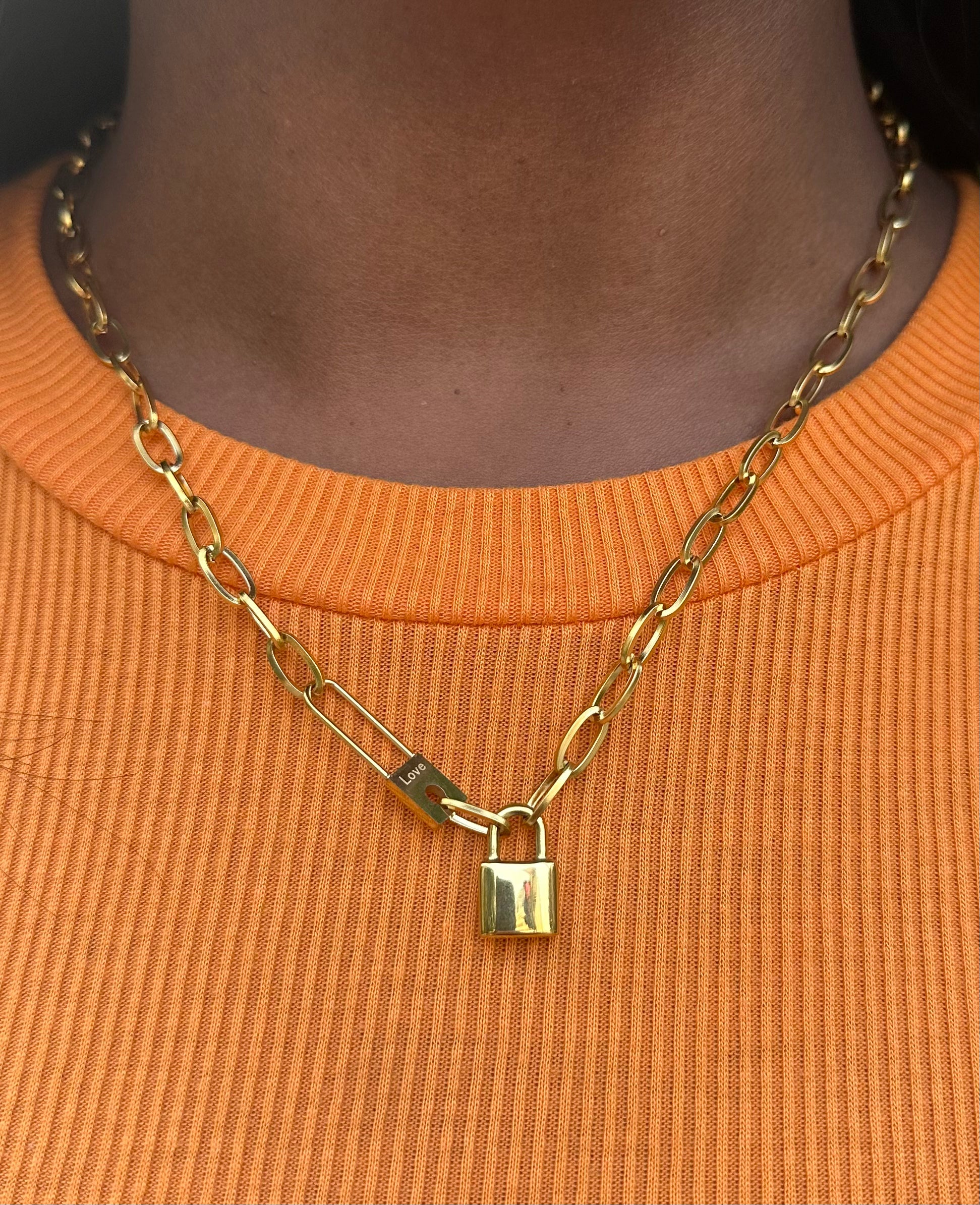 „Locked in Love“ – Schlosskette